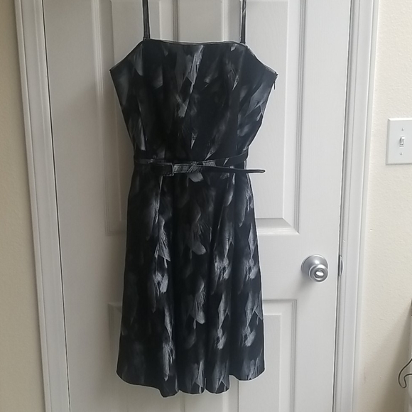 WHBM Dress - Picture 2 of 5